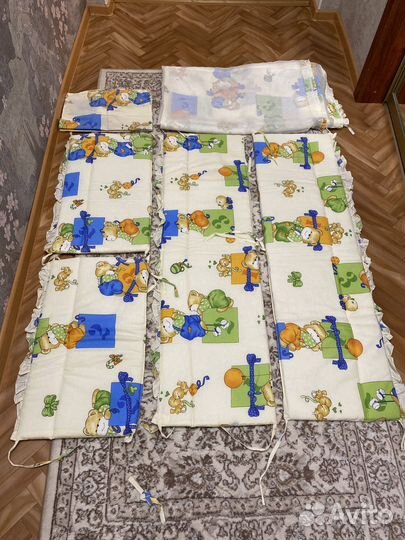 Бортики в детскую краватку + балдахин и наволочка