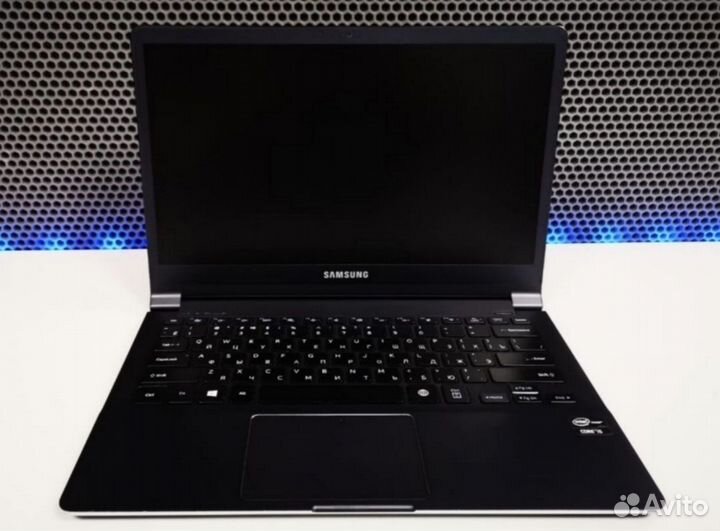 Ультрабук Samsung NP900X3C i5 SSD