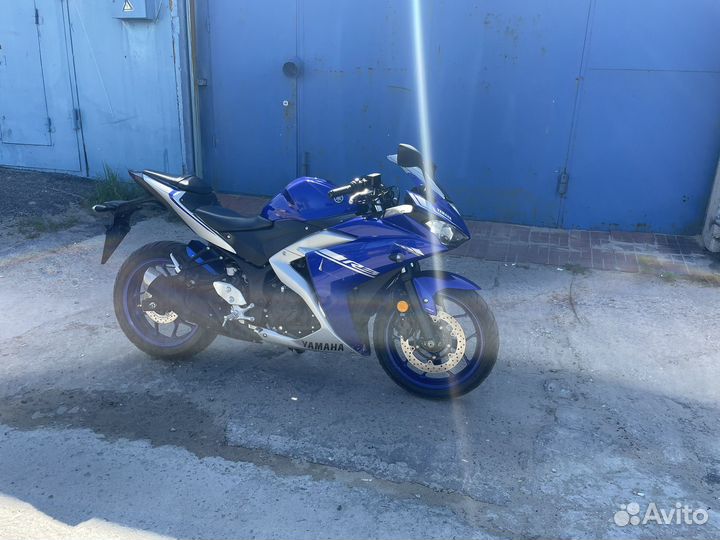 Ymaha r3