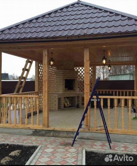 Бригада строителей