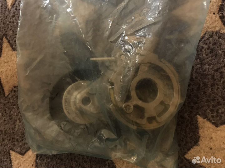 Натяжитель ремня приводного в сборе