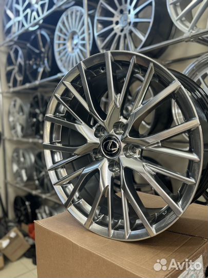 Диски 18/5/114.3 Камрики на Toyota Lexus