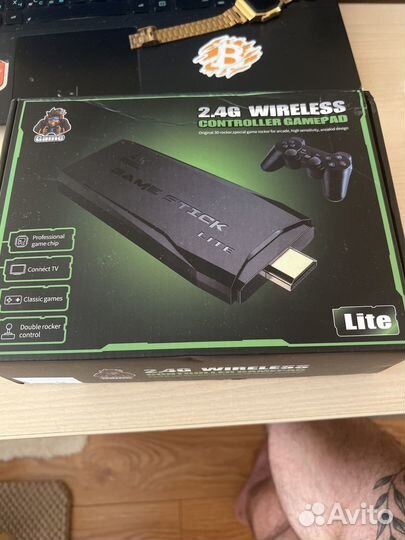 Игровая консоль