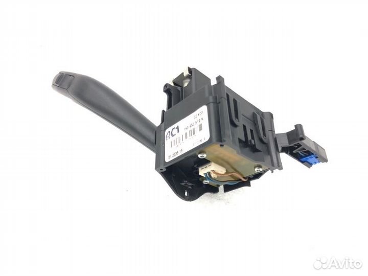 Подрулевой переключатель правый Volkswagen Jetta