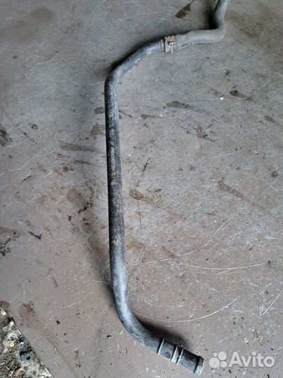 Трубка охлаждения Mercedes W211