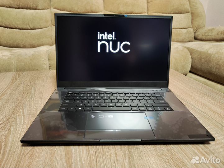 Топовый игровой ноутбук Intel X15 lapac71H A730M