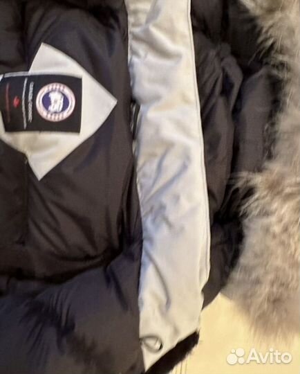 Пуховик canada goose женский