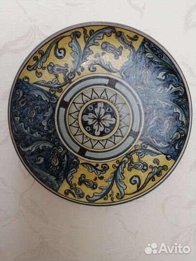 Авторская настенная тарелка