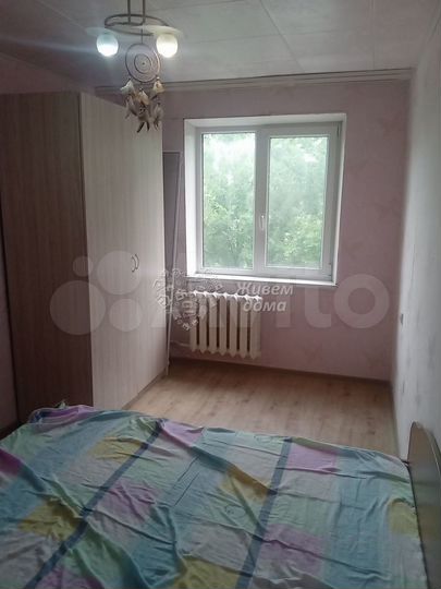 3-к. квартира, 58 м², 3/5 эт.