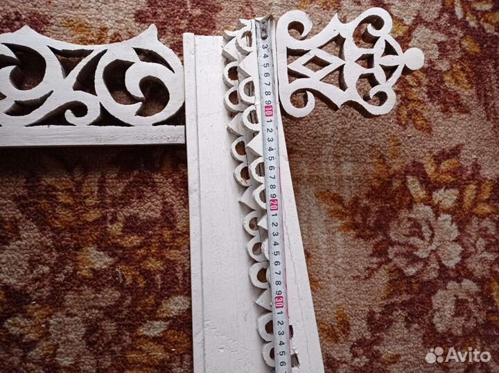 Наличики на окна резные