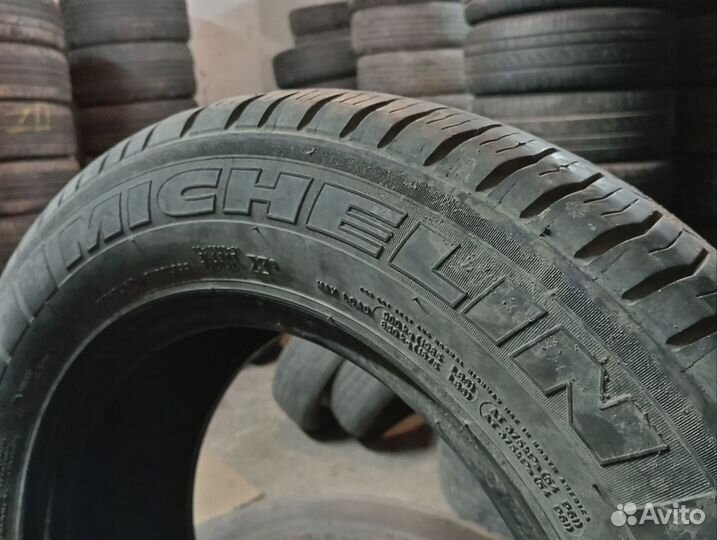 Michelin Agilis 51 215/65 R15C