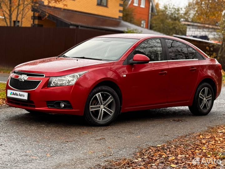 Chevrolet Cruze 1.8 AT, 2011, 172 000 км