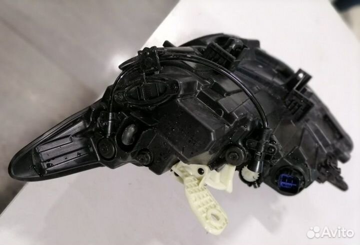 Фара передняя RH Sonata 2019- Б/У