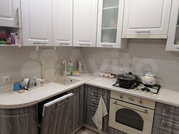 2-к. квартира, 58 м², 2/3 эт.