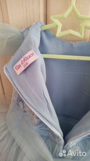 Нарядное платье для девочки р. 98, 104