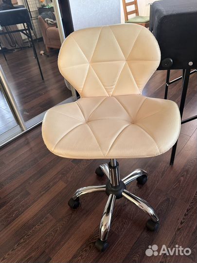 Стул для наращивания ресниц