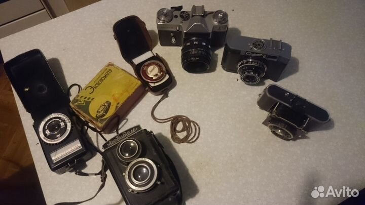 Фотоаппараты,кинокамера,футляр зенит