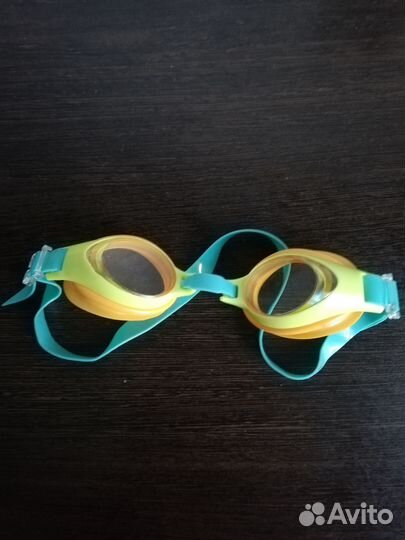 Жилет для плавания детский и очки