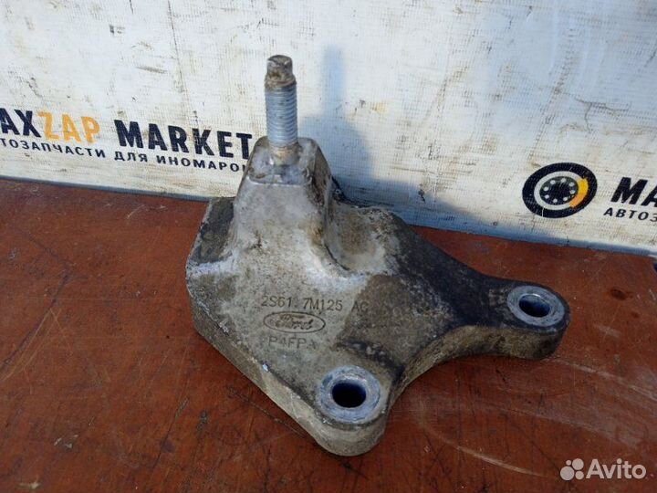 Кронштейн кпп Ford Fusion 1.4 2007 (б/у)