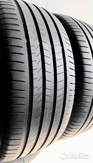 Bridgestone Alenza 001 285/45 R22 110H