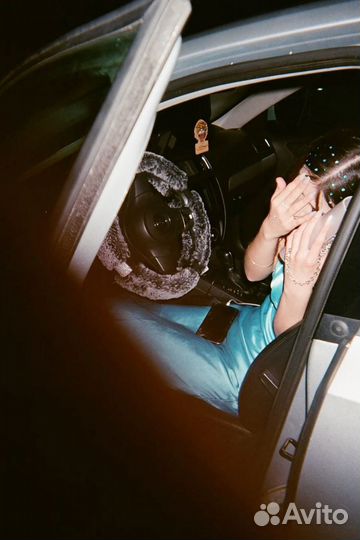 Винтажный цифровой фотоаппарат мыльница Y2k