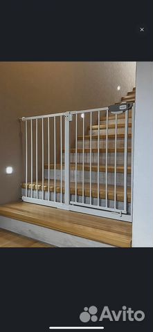 Защитный барьер для лестницы