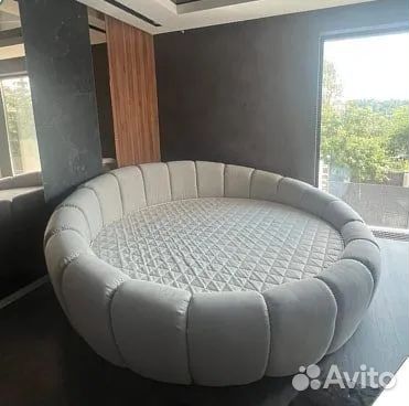 Круглая кровать