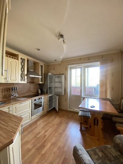 1-к. квартира, 46 м², 2/14 эт.