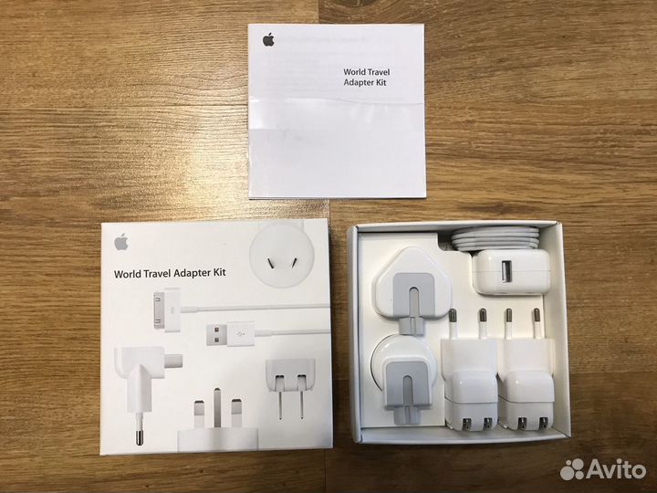 Apple World Travel Adapter Kit (адаптер, переходни