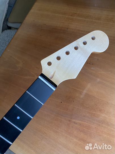 Гриф для Stratocaster (широкий )