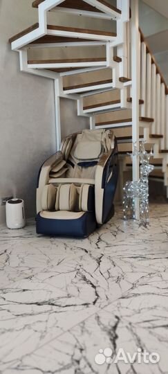 Массажное кресло Rovos 657