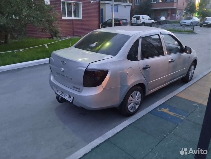 LADA Granta 1.6 МТ, 2012, 270 000 км