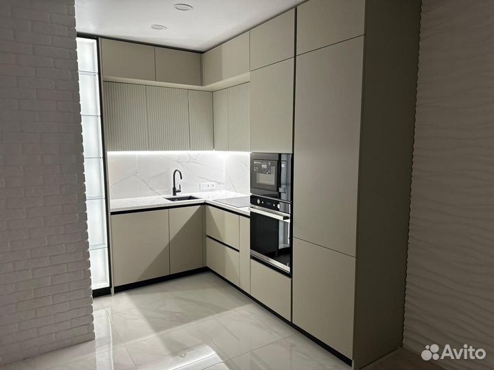 Кухонный гарнитур новый