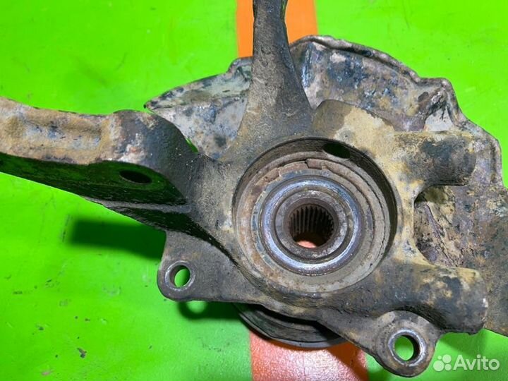 Кулак поворотный передний правый Hyundai Tucson