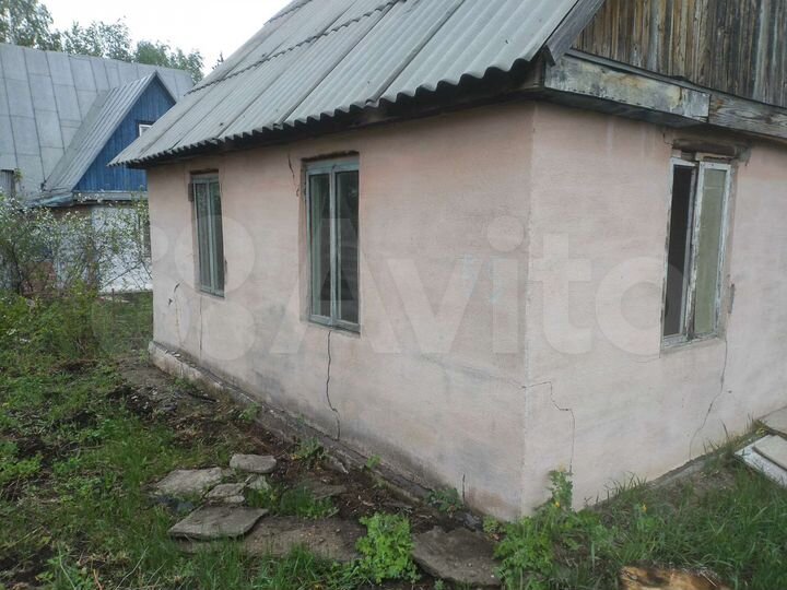 Дом 25 м² на участке 6 сот.