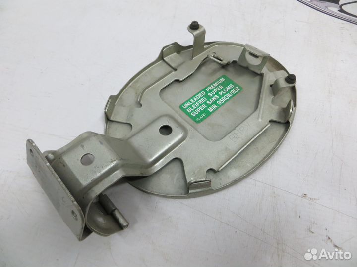 Лючок бензобака Mazda 3 BK Седан