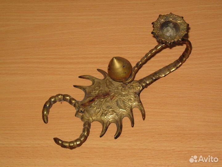 Подсвечник Скорпион