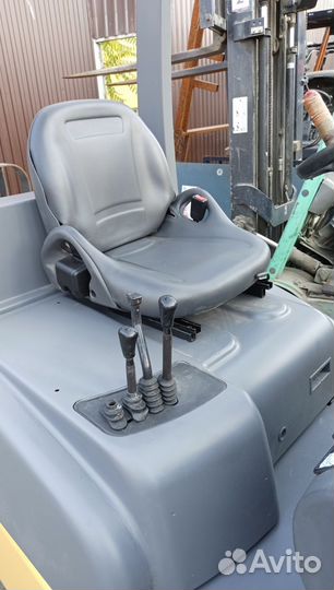 Вилочный погрузчик Jungheinrich DFG 320, 2013