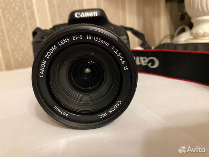 Продаю Фотоаппарат canon EOS 600D