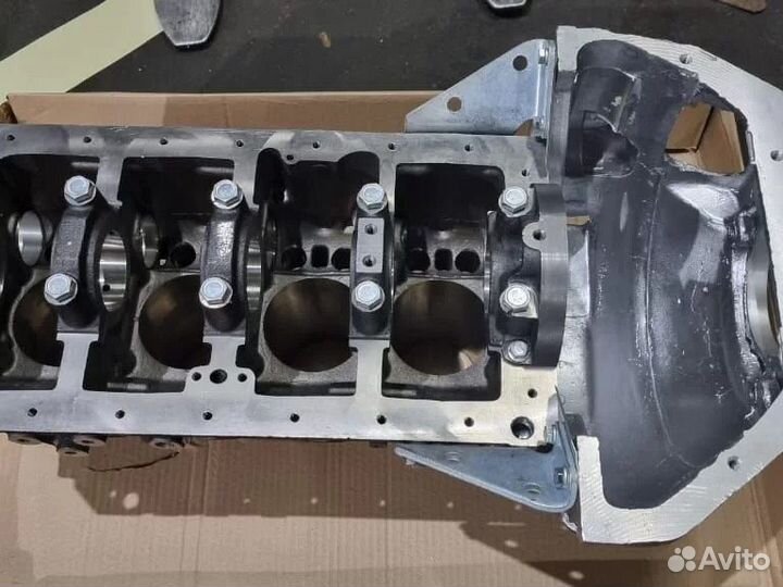 Блок цилиндров Эвотек чугунный новый