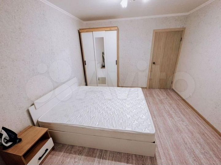 2-к. квартира, 49 м², 10/16 эт.