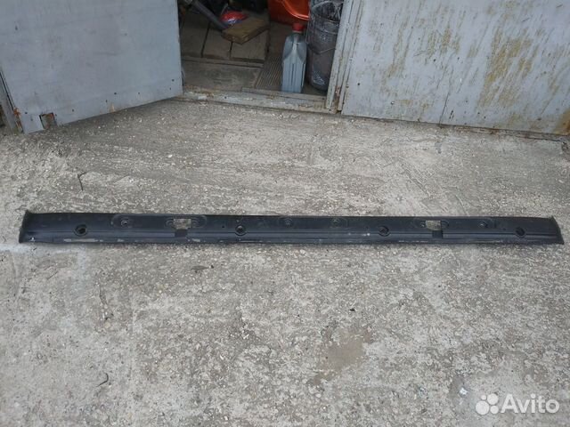 Накладка трапеции стеклоочистителей DAF XF