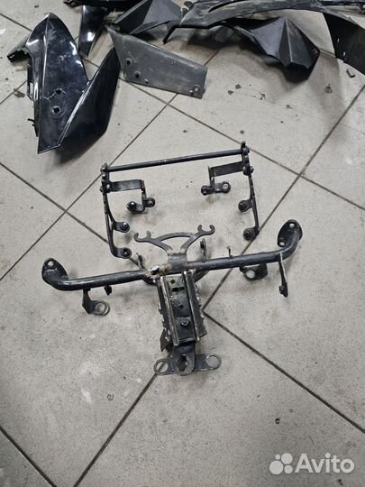 Паук на кавасаки z1000sx 2012 года