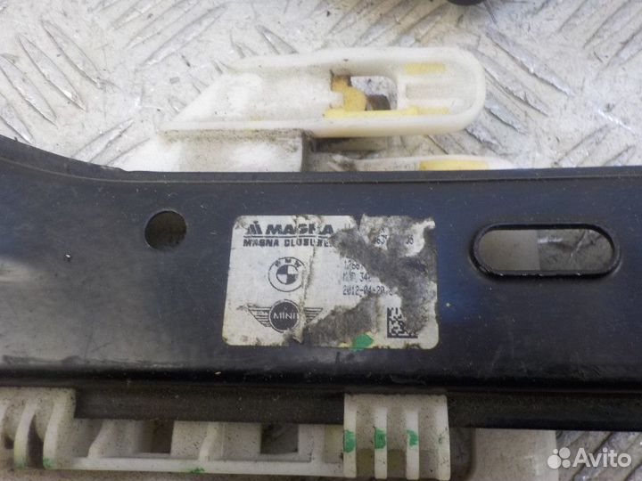 Стеклоподъемник электрический задний левый Mini