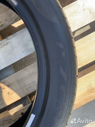 Pirelli P Zero 285/40 R21 111Y