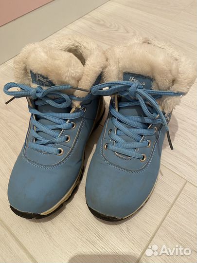 Ботинки зимние для девочки 32