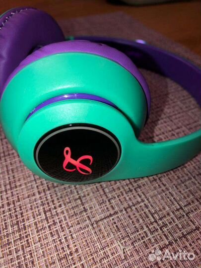 Беспроводные наушники с ушками