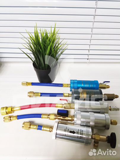 Инжектор для заправки масла в кондиционер