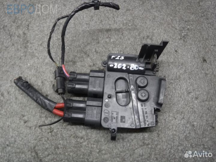 Распределитель передний BMW F25 s1103345