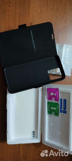 Чехрл и стекло Realme 8 pro